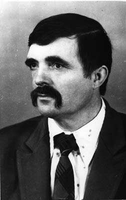 Микола Холодний